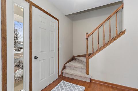 329 Bayberry Dr, Algonquin, IL 60102 photo 2