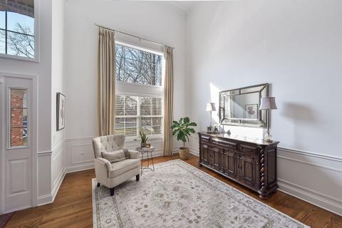 705 Wakeman Ave, Wheaton, IL 60187 photo 4