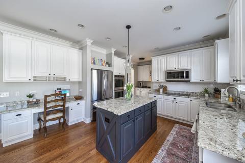 705 Wakeman Ave, Wheaton, IL 60187 photo 14