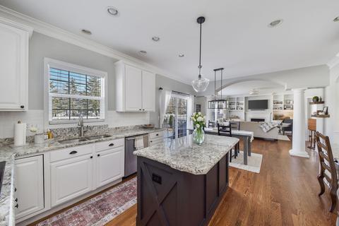 705 Wakeman Ave, Wheaton, IL 60187 photo 15