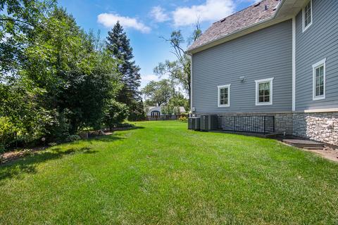 2225 Robincrest Ln, Glenview, IL 60025 photo 33