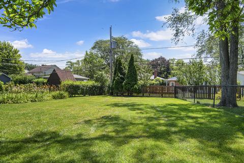 2225 Robincrest Ln, Glenview, IL 60025 photo 32