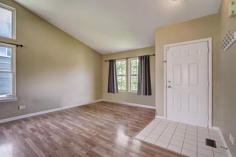 28928 Pilgrims Pass, Lakemoor, IL 60051 photo 3
