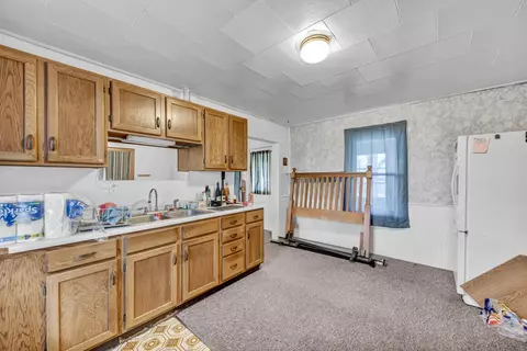 502 E Main St, Ashkum, IL 60911 photo 7