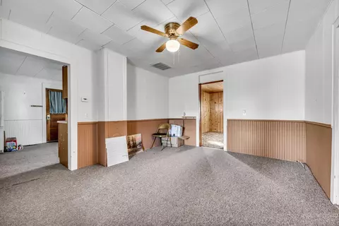 502 E Main St, Ashkum, IL 60911 photo 4