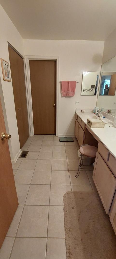 1680 Charles Dr, Wheeling, IL 60090 photo 16
