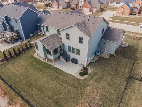 2007 Sinclair Ct, Bloomington, IL 61704 photo 3