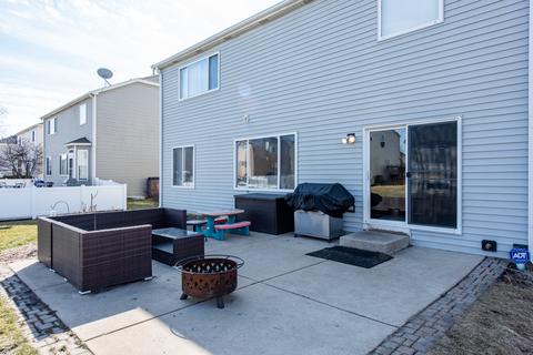 1003 Devon Dr, Antioch, IL 60002 photo 2