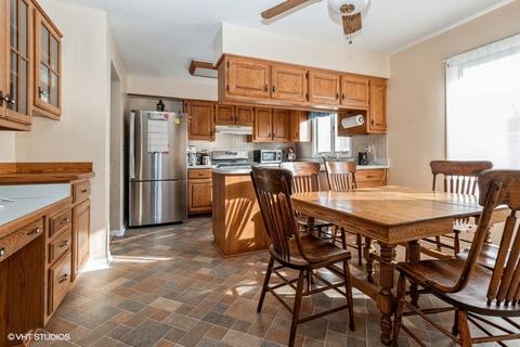 16411 S Lily Cache Rd, Plainfield, IL 60586 photo 5