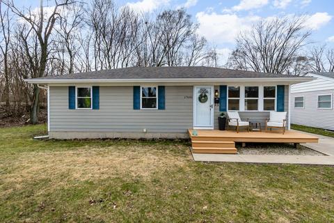 17840 Burnham Ave, Lansing, IL 60438 photo 1