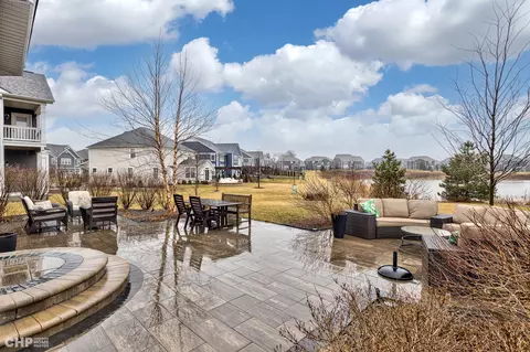 3589 Harold Cir, Hoffman Estates, IL 60192 photo 41
