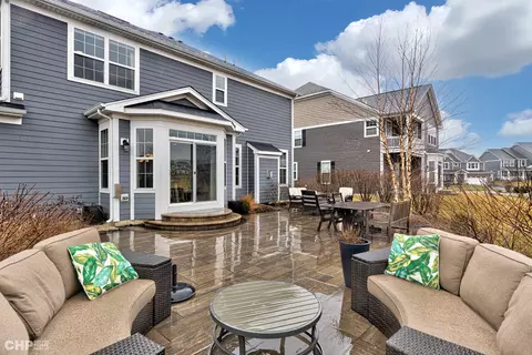 3589 Harold Cir, Hoffman Estates, IL 60192 photo 39