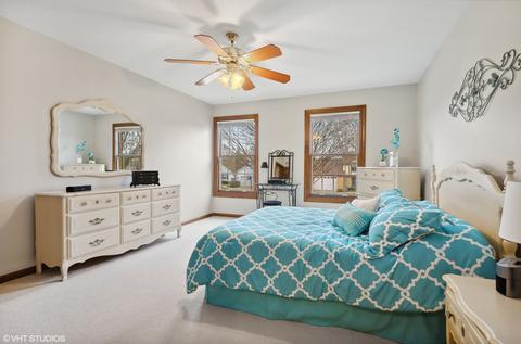 1918 Chatham Dr, Wheaton, IL 60187 photo 20