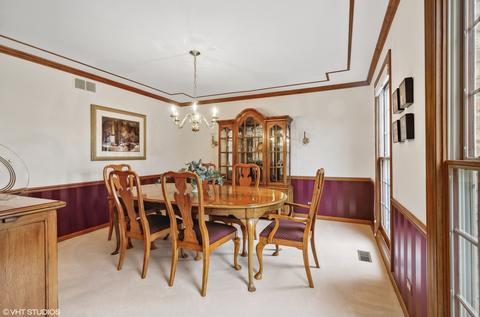 1918 Chatham Dr, Wheaton, IL 60187 photo 5