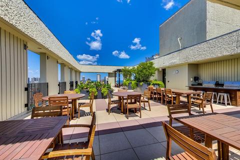 100 E Bellevue Pl #17C, Chicago, IL 60611 photo 24