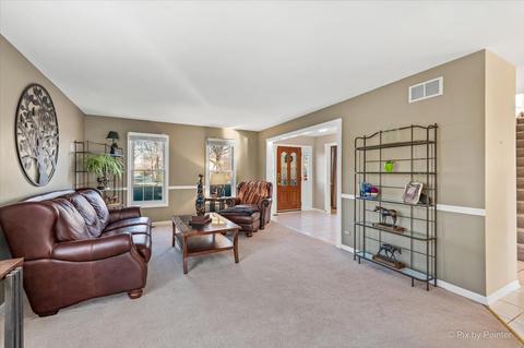 358 Hampton St, Cary, IL 60013 photo 5