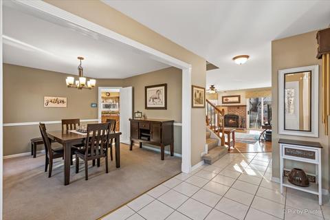 358 Hampton St, Cary, IL 60013 photo 3