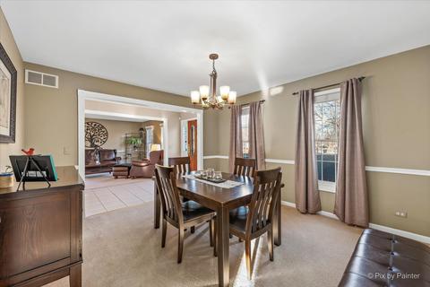 358 Hampton St, Cary, IL 60013 photo 8