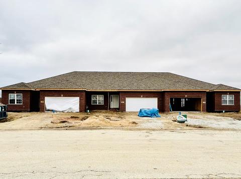 753 Pelican Ln, Peotone, IL 60468