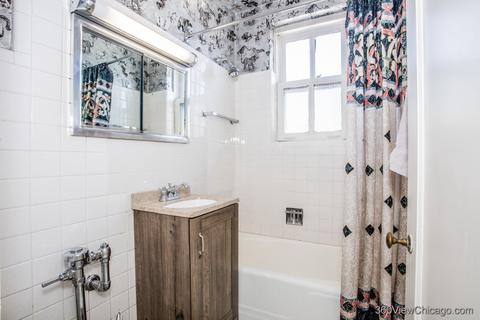 5555 S Everett Ave #18D, Chicago, IL 60637 photo 9