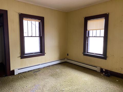 203 S Main St, Walnut, IL 61376 photo 9
