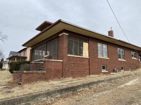 203 S Main St, Walnut, IL 61376 photo 17