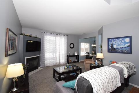 1677 Spaulding Rd, Bartlett, IL 60103 photo 4