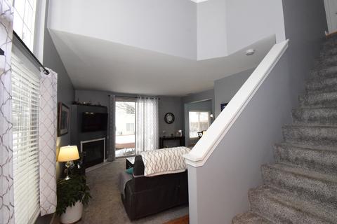 1677 Spaulding Rd, Bartlett, IL 60103 photo 3