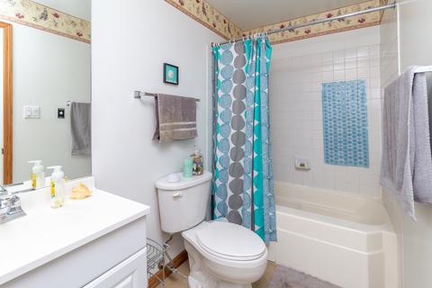 3275 Kirchoff Rd #340, Rolling Meadows, IL 60008 photo 8
