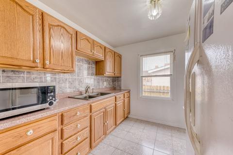 1100 Shuler St, Elgin, IL 60123 photo 8