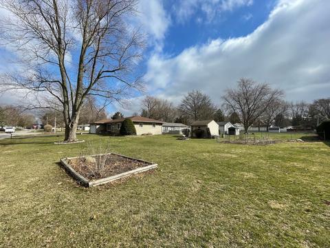 402 S Jackson St, Philo, IL 61864 photo 33