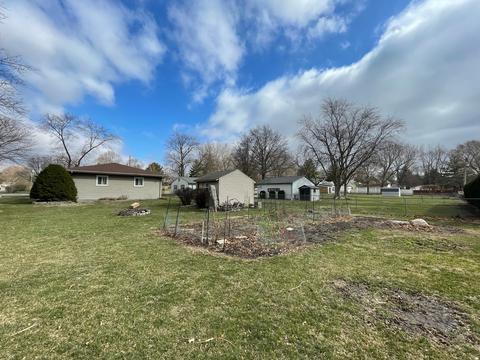 402 S Jackson St, Philo, IL 61864 photo 35