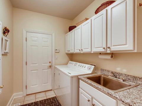 27 Windsor Dr, Elmhurst, IL 60126 photo 23