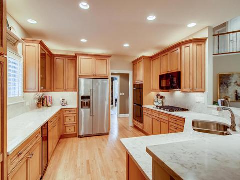 27 Windsor Dr, Elmhurst, IL 60126 photo 6
