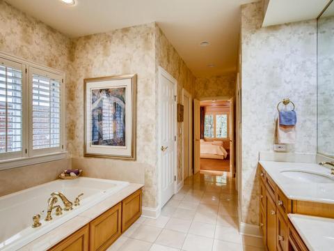 27 Windsor Dr, Elmhurst, IL 60126 photo 16