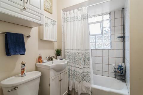 2973 N Elston Ave, Chicago, IL 60618 photo 9