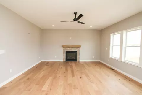 2945 Glendale Ln, Normal, IL 61761 photo 15