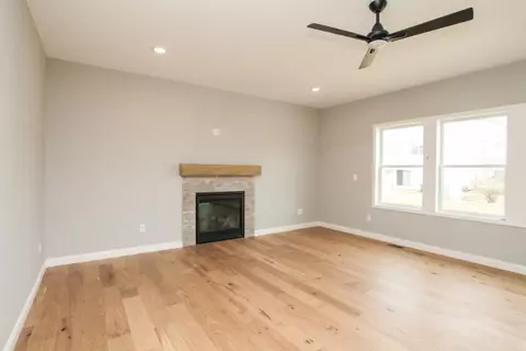 2945 Glendale Ln, Normal, IL 61761 photo 12