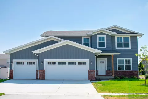 2945 Glendale Ln, Normal, IL 61761