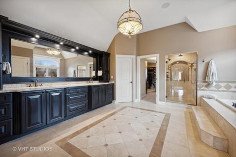 704 Countryside Dr, Wheaton, IL 60187 photo 40