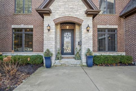 704 Countryside Dr, Wheaton, IL 60187 photo 2