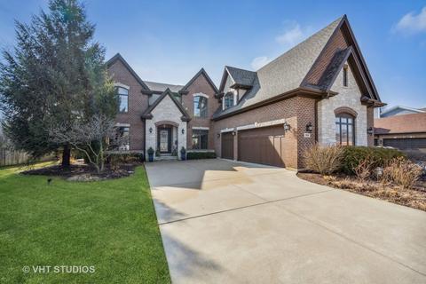 704 Countryside Dr, Wheaton, IL 60187 photo 1