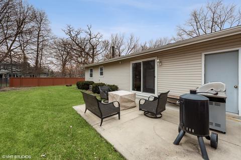 4517 Hilltop Dr, Mchenry, IL 60051 photo 13