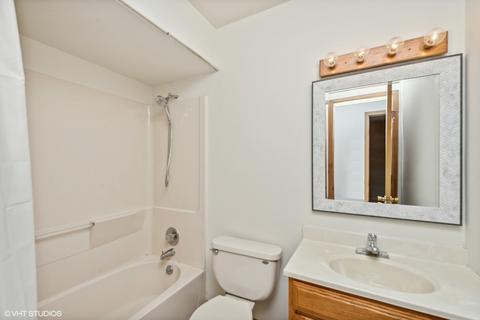 4517 Hilltop Dr, Mchenry, IL 60051 photo 12