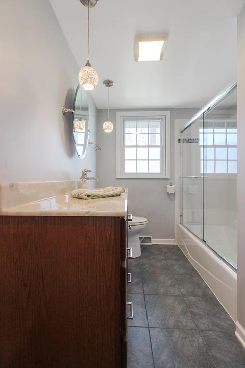 924 Park Ave, Thornton, IL 60476 photo 10
