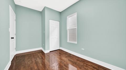 2052 W 68th Pl, Chicago, IL 60636 photo 17