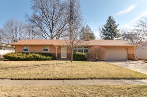 214 Cambridge Dr, Normal, IL 61761 photo 1