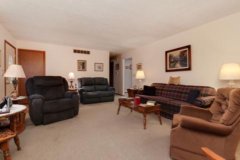 214 Cambridge Dr, Normal, IL 61761 photo 7