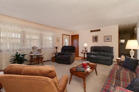 214 Cambridge Dr, Normal, IL 61761 photo 6