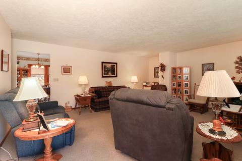 214 Cambridge Dr, Normal, IL 61761 photo 4